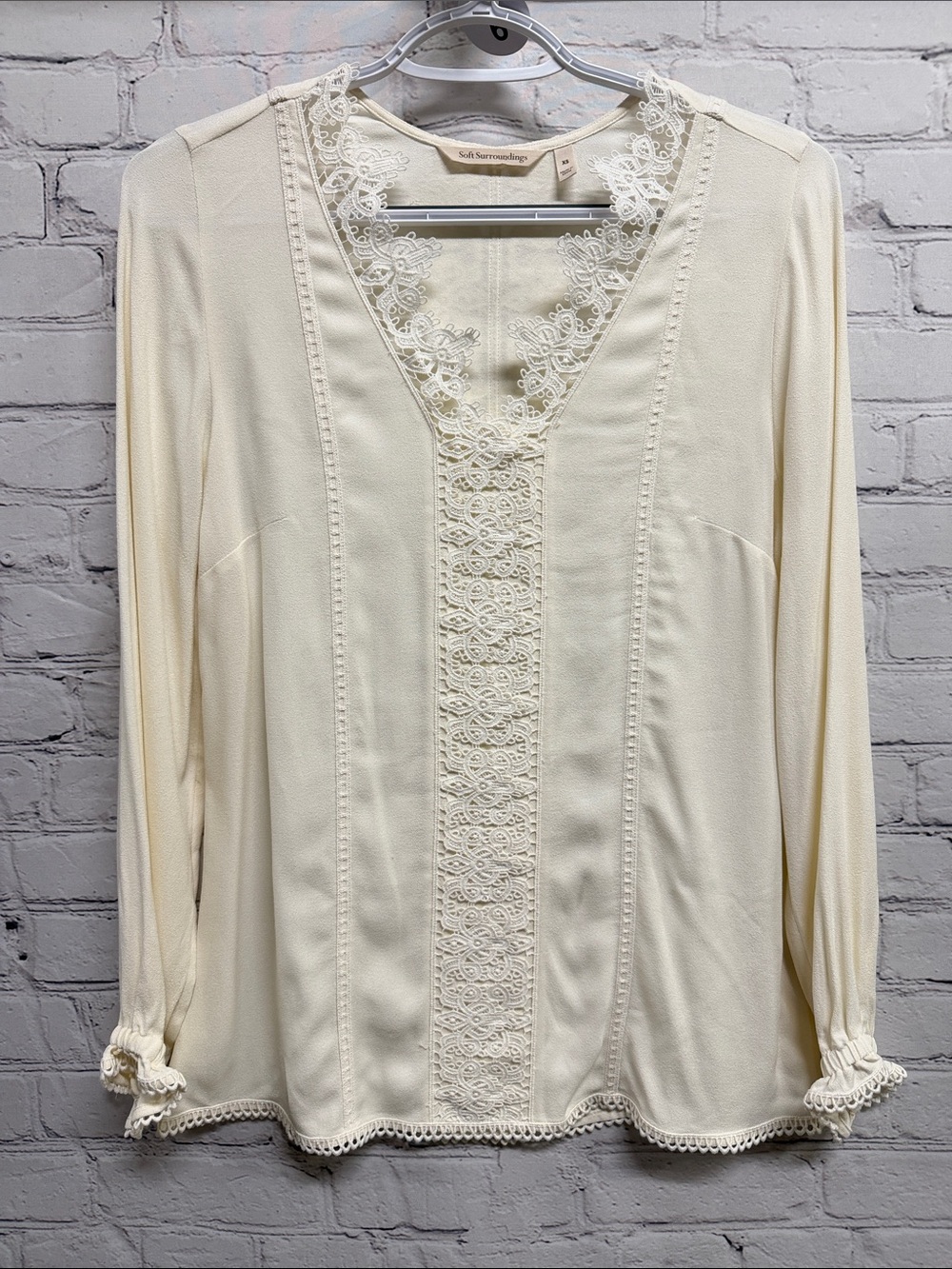 Soft Surroundings cream lace long sleeve top xs